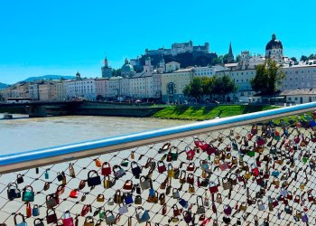 Indulge in Salzburg's Culinary Extravaganza!